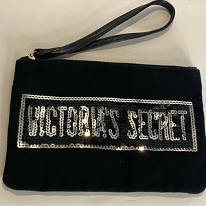 Victorias Secret Black Silver Sequin Clutch Bag Purse Glitzy Bling Zippered Cute